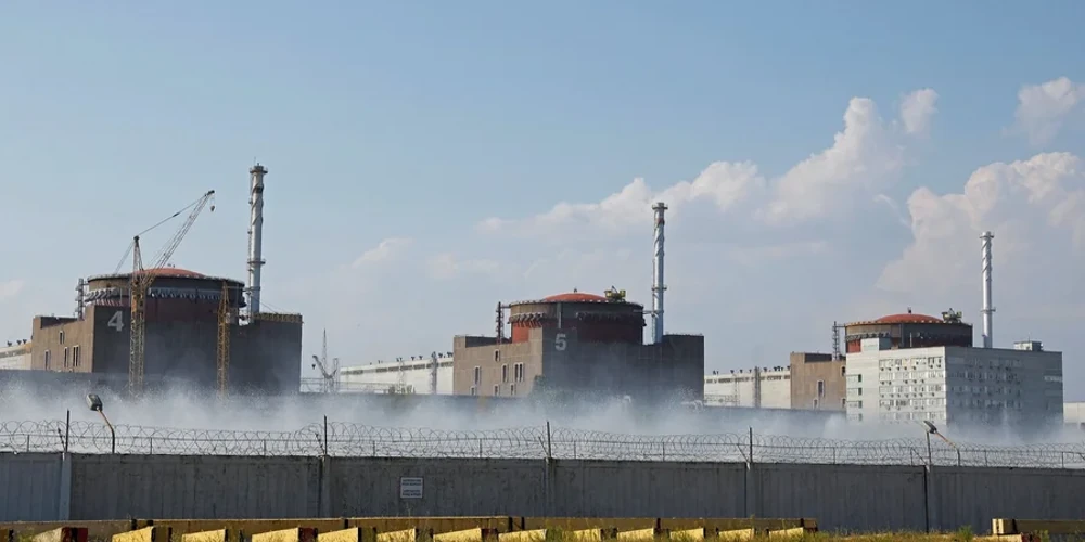 Промислова зона Запорізької атомної електростанції після ранкового вибуху