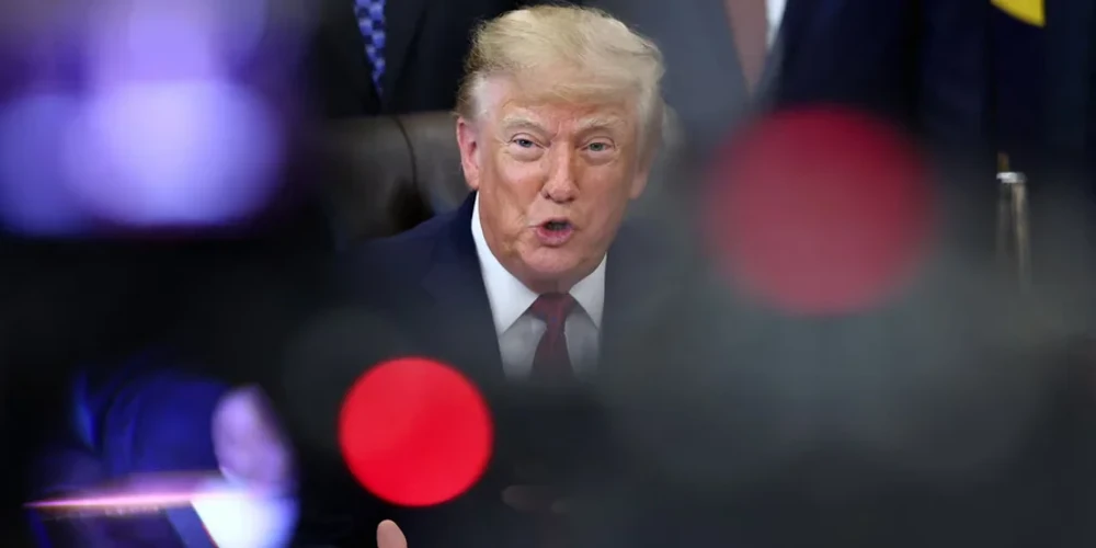 Хронологія скандалу довкола радників Трампа та Балкан